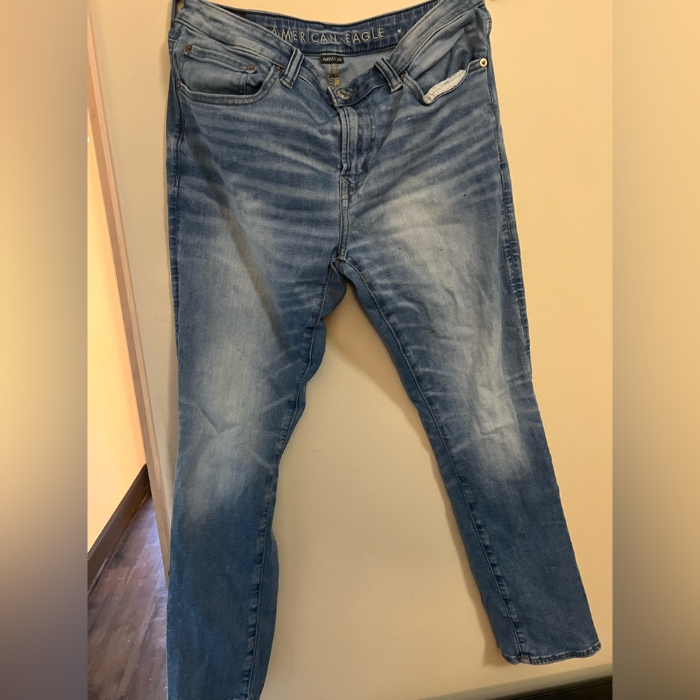 American Eagle Outfitters Skinny Blue Jeans with Natural Fading